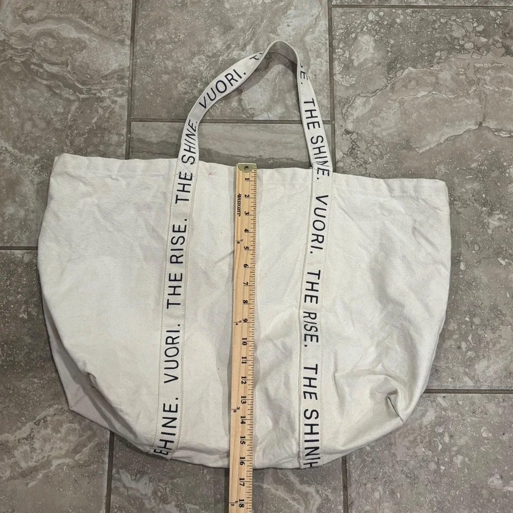 Vuori The Rise The Shine Canvas Tote Bag Cream‎ Oversized Shopper Gym Beach Bag